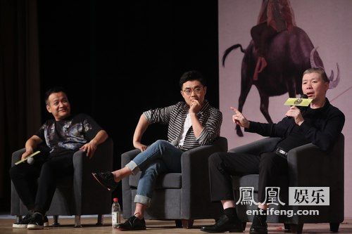 干B电影，高科技观影新体验，引领未来电影风潮