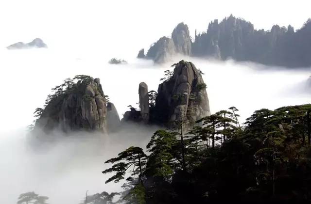 揭秘黄山旅游新风尚，最新门票资讯与小巷独特宝藏探索